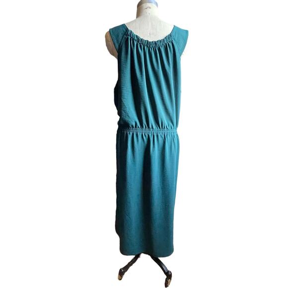 NWT Universal Standard Isola Crinkle Crepe Dress Sea Moss Green Size XL/ 26-28 - Picture 6 of 9